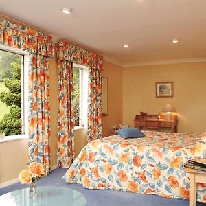 Double or Twin Room Garden View